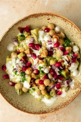  Chana Chaat - Zespolona Symfonia Smaków i Tekstur w Xenophorze!