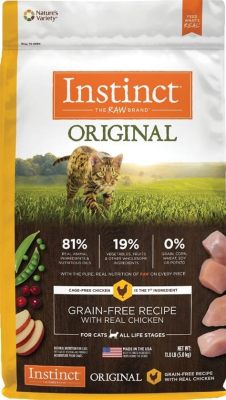 Is Instinct Cat Food Good: A Dive into Feline Nutrition and Beyond